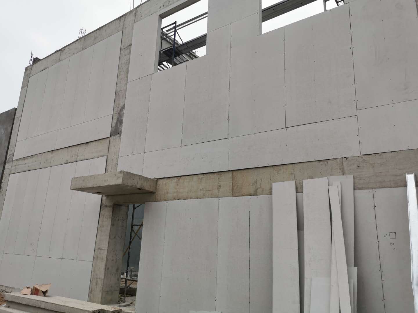 1602133205743294.jpg bbda98b5-081d-5761-864f-571b305cb224.jpg