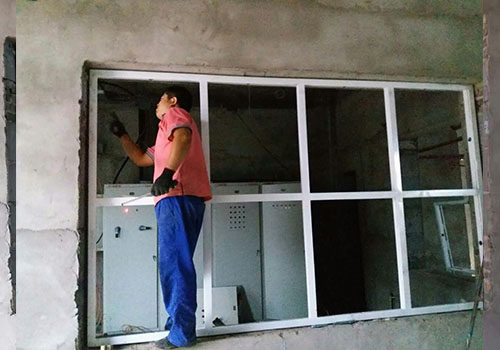 新巴尔虎右卷烟厂防爆窗